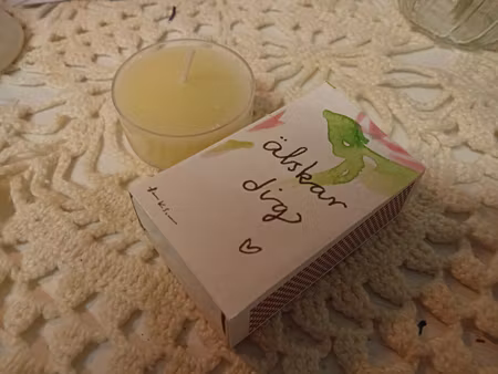 Tändsticksask med doftljus