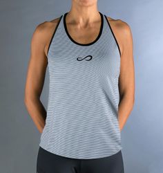 Linne Sharp Grey line