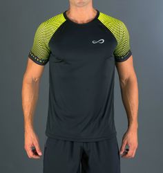 Camiseta Feisty Sleeves Black Yellow