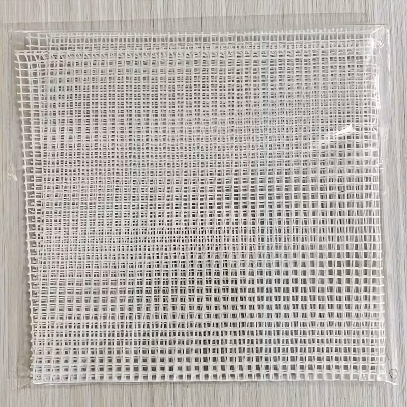 Knyteteppe, bilde, pute hvit bunn uten garn 50x100 cm