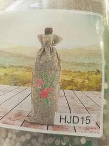 Vinpose med hawaiirose