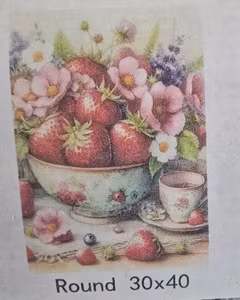 En skål med jordbær 30x40