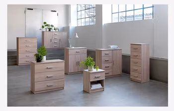 Byrå TAPDRUP – Kombinerad Förvaring med 4 Lådor och 1 Dörr i Elegant Ekfinish