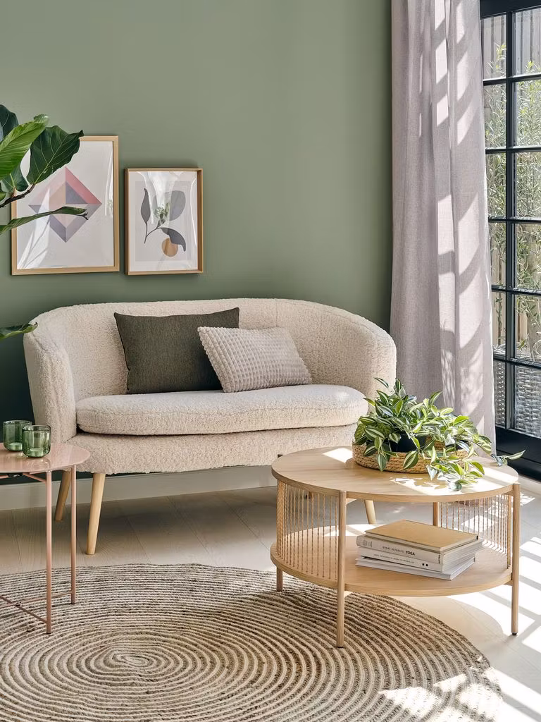 GISTRUP 2-sits Soffa – Offwhite Teddy – Modern Komfort med Tidlös Elegans