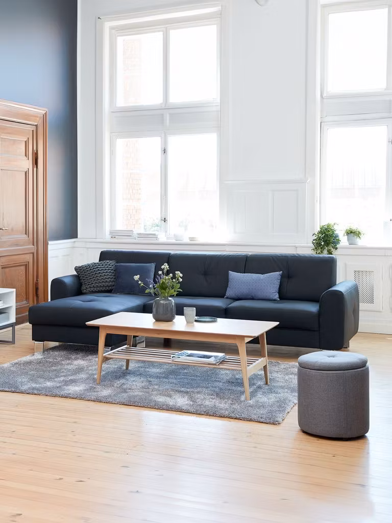 DAMHALE Schäslongsoffa – Svart – Stilren Komfort för Modernt Boende