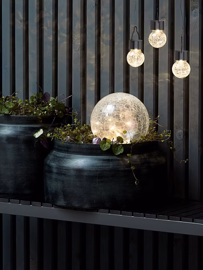 Solcellslampa HAVSVALE Ø20×H29 cm – Kristallklar glaskula med 20 varmvita LED & automatisk tändning
