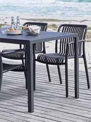 JERSORE Trädgårdsbord 80×140 cm – Stilren svart aluminium & underhållsfri komposit