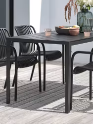 JERSORE Trädgårdsbord 80×140 cm – Stilren svart aluminium & underhållsfri komposit
