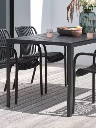 JERSORE Trädgårdsbord 80×140 cm – Stilren svart aluminium & underhållsfri komposit