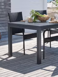 VATTRUP Trädgårdsbord 95×206/321 cm – Förlängningsbart svart konstträ & pulverlackerad aluminium