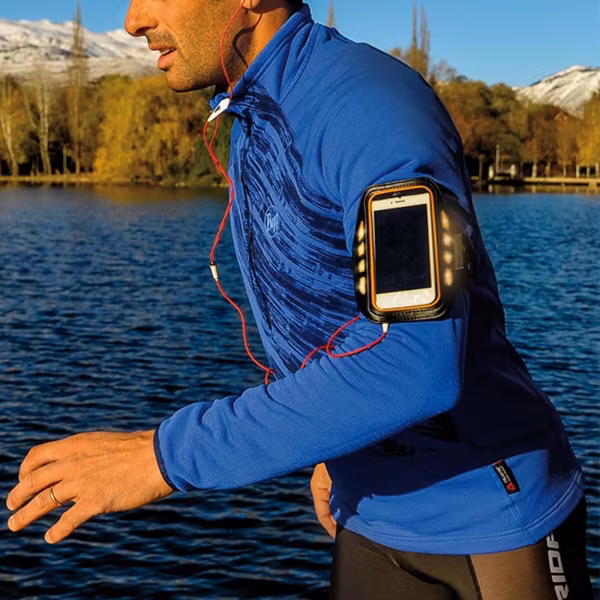 Sportarmband KSIX med LED – Justerbart för 4" Smartphone – Svart Neopren