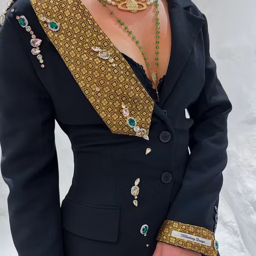 Neck & Wrist Don't Lie Blazer