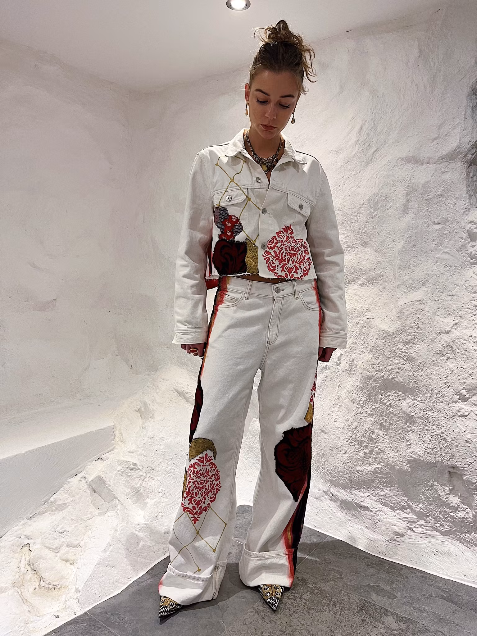 The Show Must Go on Jeans white
