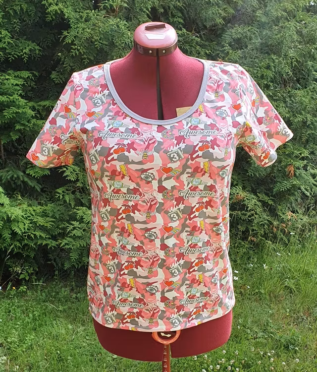 T-shirt Awesome (dam), 50%