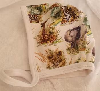 Hjälmmössa - Vilda djur