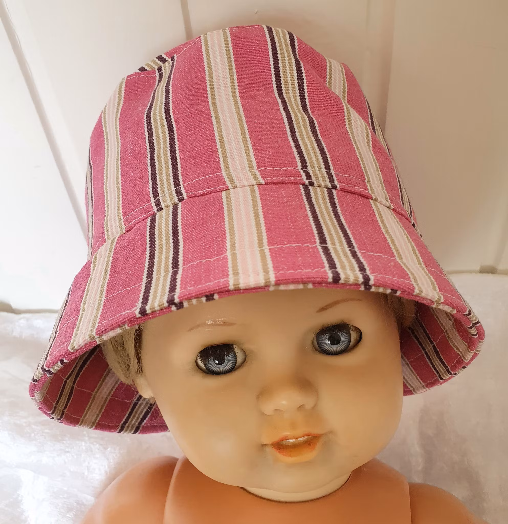 Bucket hat, 20%