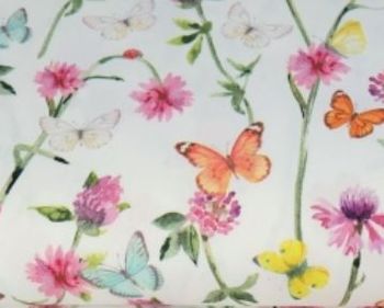 Blomster fjärilar