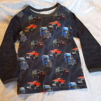 Långärmad tröja - Bilar/lastbilar