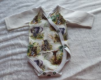 Ekologisk Babybody - Exotiska djur
