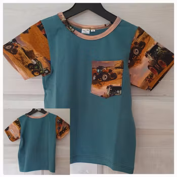 T-shirt - med traktordetaljer "ekologisk"