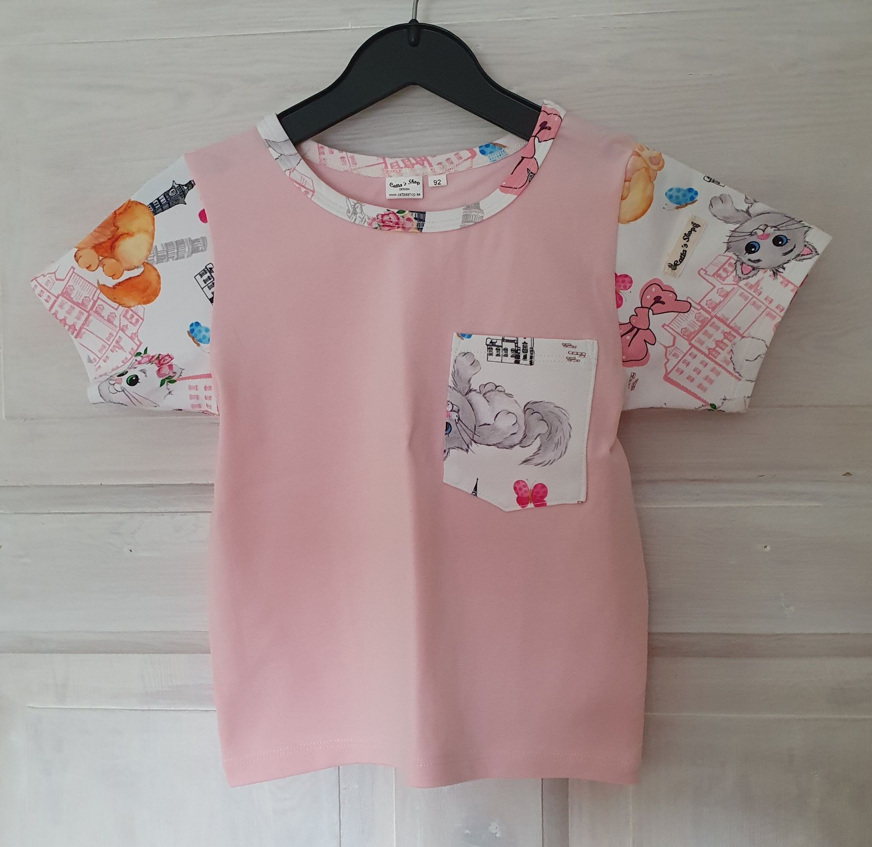 T-shirt - med detaljer