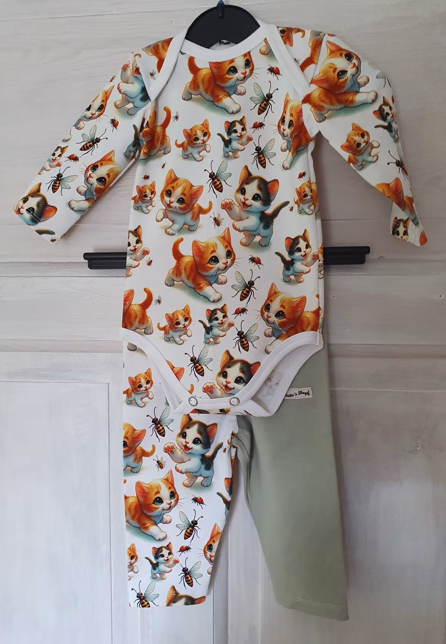 Babybody & Tights - Lekande katter "ekologisk"