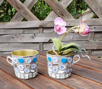 Mosaik Kruka – Ett Konstverk av Hållbarhet och Skönhet