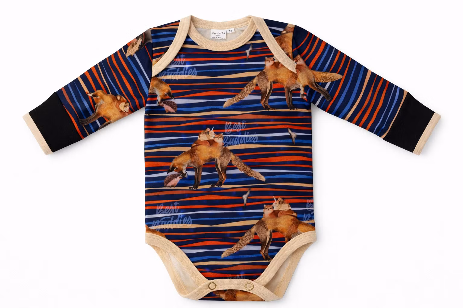 babybody ekologisk bomull, babybody skogsdjur, ekologiska babykläder, handsydd babybody Sverige.