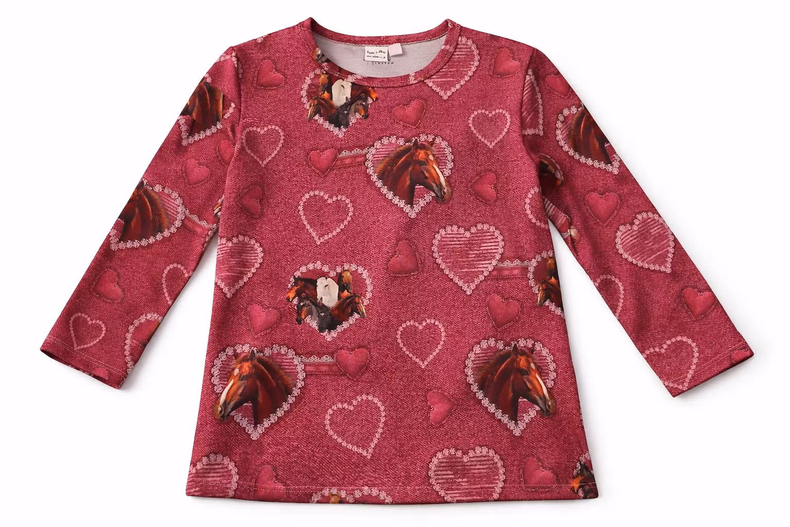 Barntröja med hästar och hjärtan – ekologisk French Terry