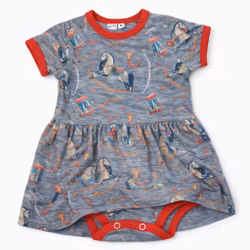 Bodyklänning med gunghästar – ekologisk jersey