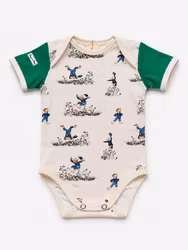 Babybody GLÄDJESKUTT i sommarmiljö