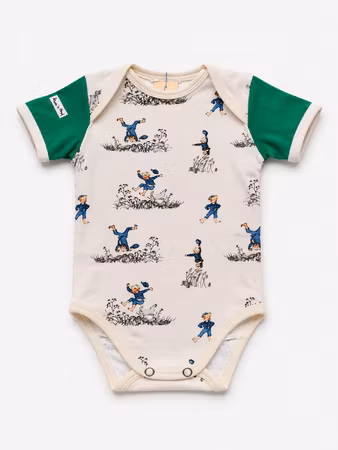 Babybody GLÄDJESKUTT i sommarmiljö