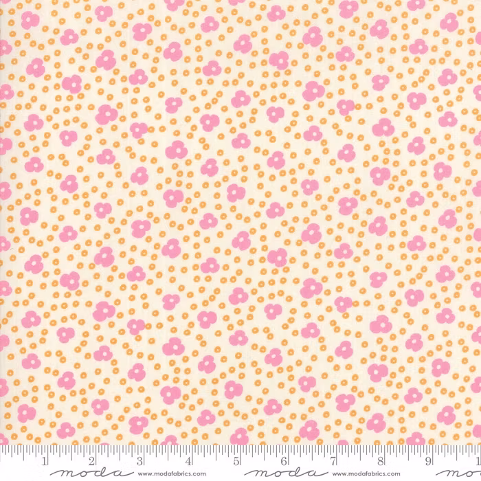 Botanica-kremfarget med rosa blomster