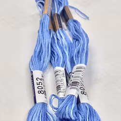 farge 8052-Cosmo Seasons Variegated Embroidery Floss Blues
