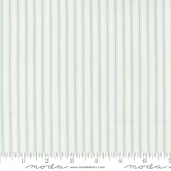 Cottage Linen Closet Sea Glass-striper