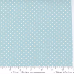 Cottage Linen Closet Sea Glass-hvite prikker