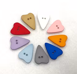 Knapp hjerte  - 28mm plastikk