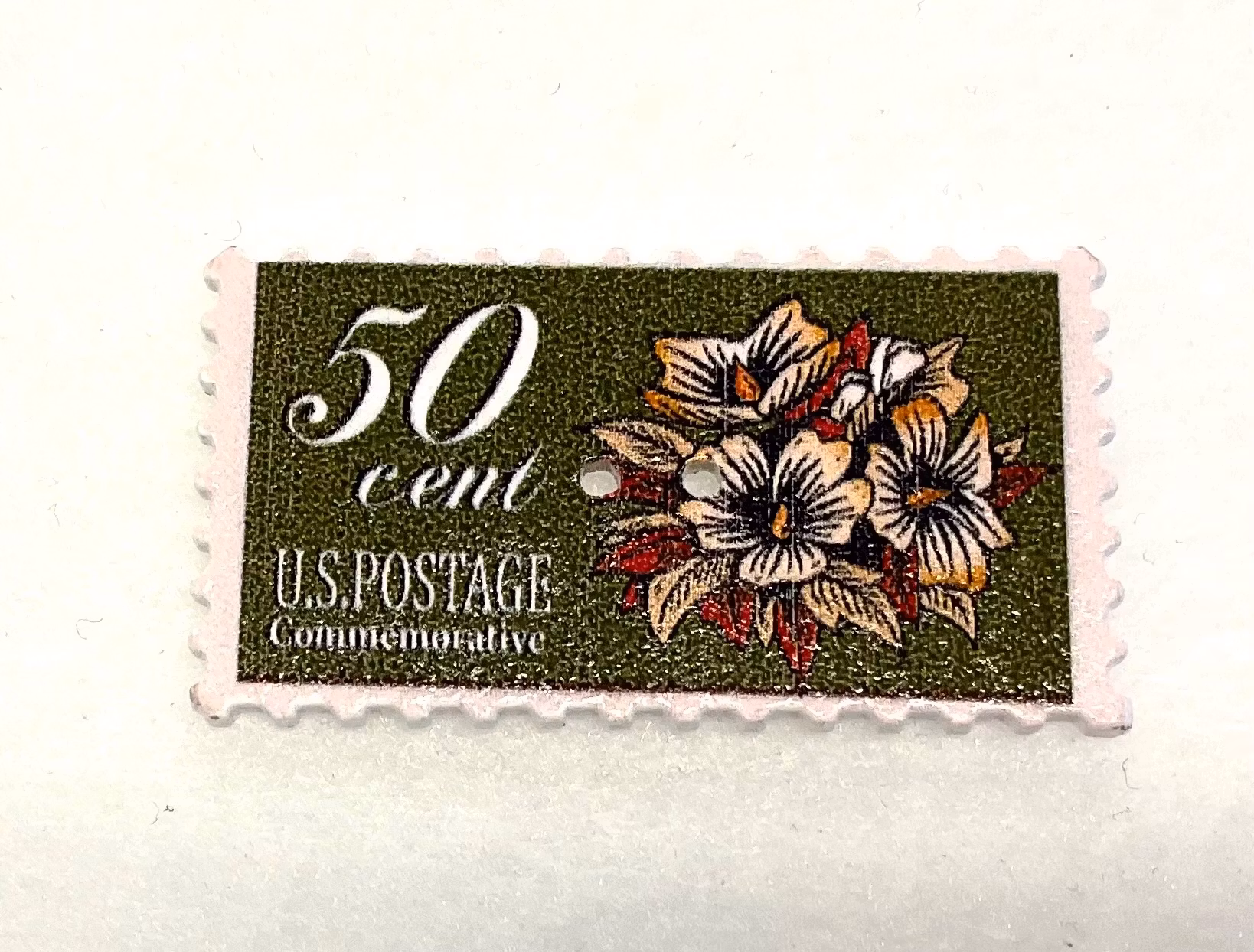 Plastikk Knapp- frimerke 50 cent