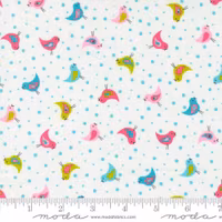 Sweet and Plenty-Hvit med fargerike fugler