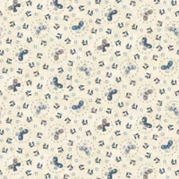 Butterflies and Bloom- krem farget med sommerfugler og krans