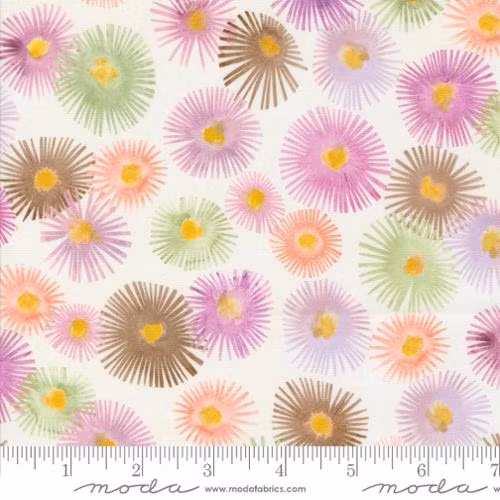 Blooming Lovely- krem med pastell blomster