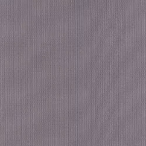 mørk brun med bittesmå hvite prikker