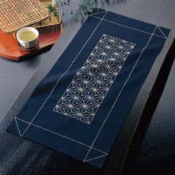 Sashiko Kit-Løper med mønster Asa-no-Ha i midten