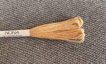 Nona-japansk håndfarget tråd - Onion gulbeige