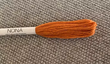 Nona-japansk håndfarget tråd - Marigold lys orange