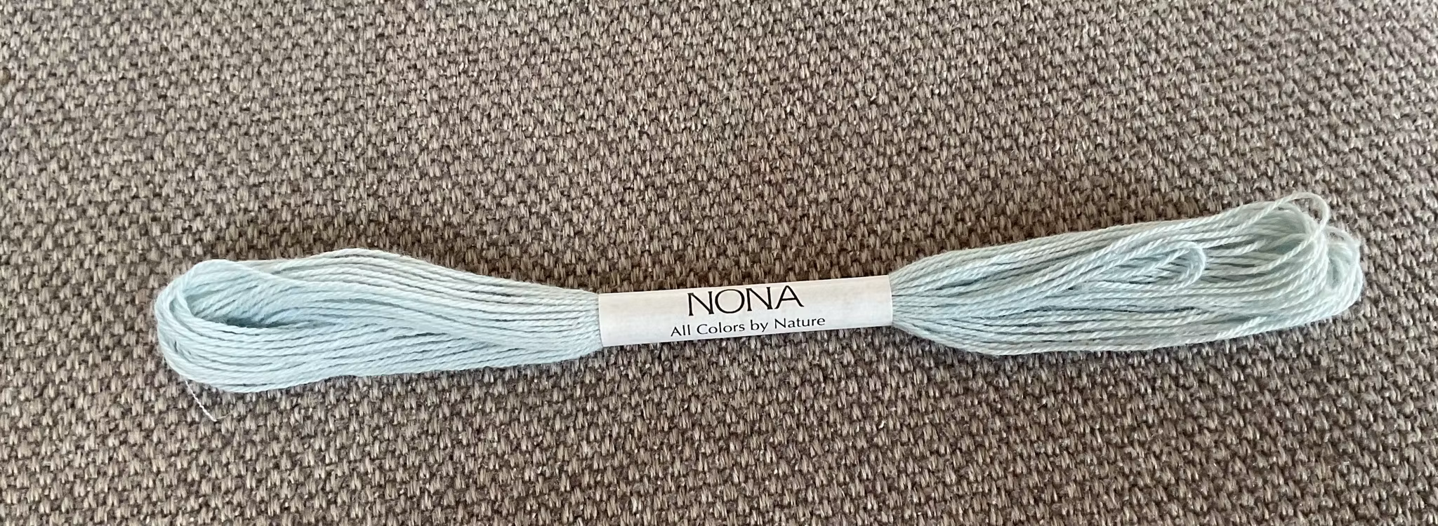 Nona-japansk håndfarget tråd - indigo lys blå
