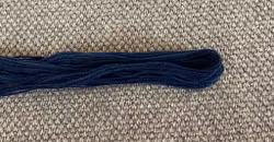 Nona-japansk håndfarget tråd - indigo marineblå