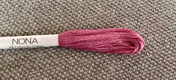 Nona-japansk håndfarget tråd - Cochineal rosa
