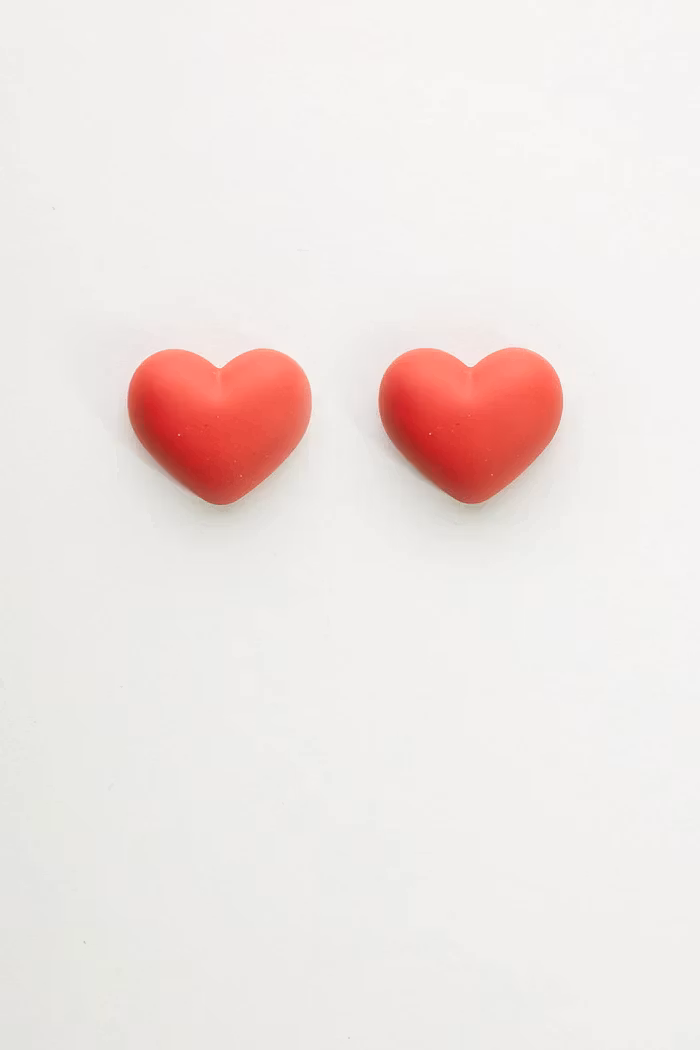 HEART STUD RED