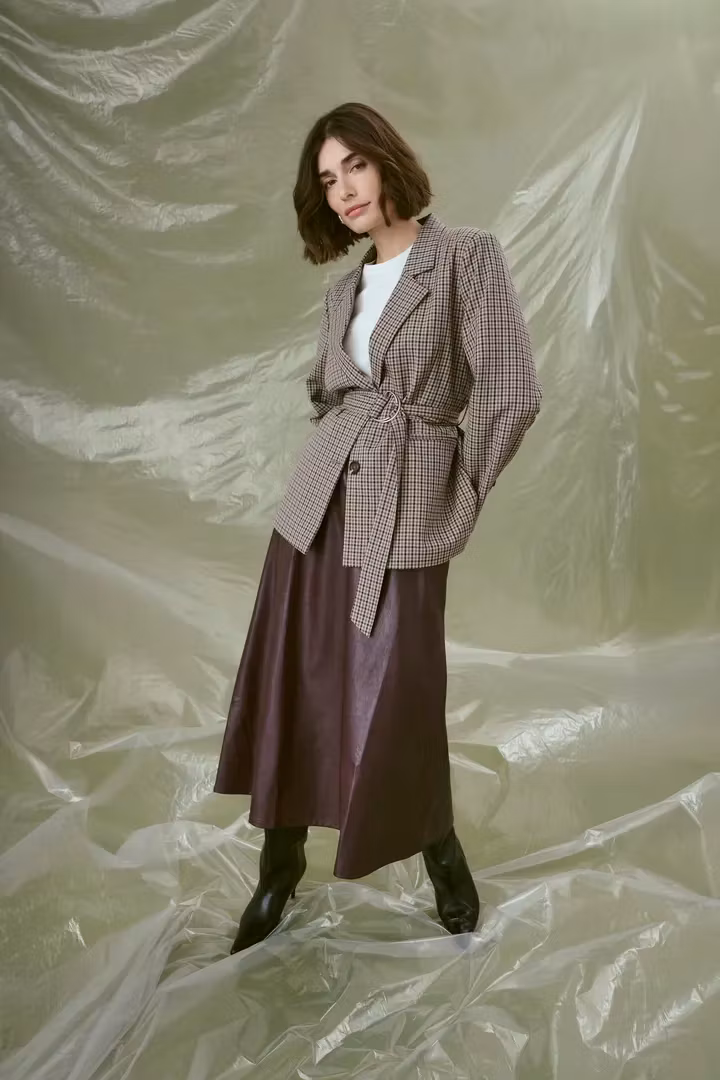 CUCHECKA BELT BLAZER